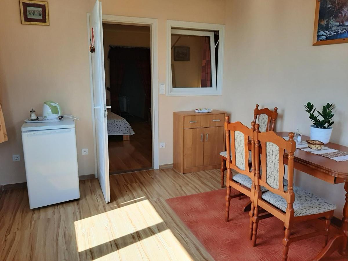 Bed and Breakfast Rozsakert Vendeghaz Szigliget Exteriér fotografie
