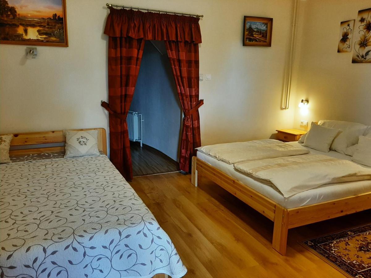 Bed and Breakfast Rozsakert Vendeghaz Szigliget Exteriér fotografie