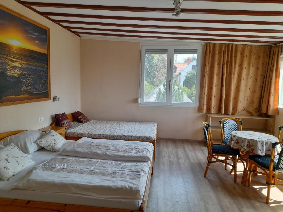 Bed and Breakfast Rozsakert Vendeghaz Szigliget Exteriér fotografie