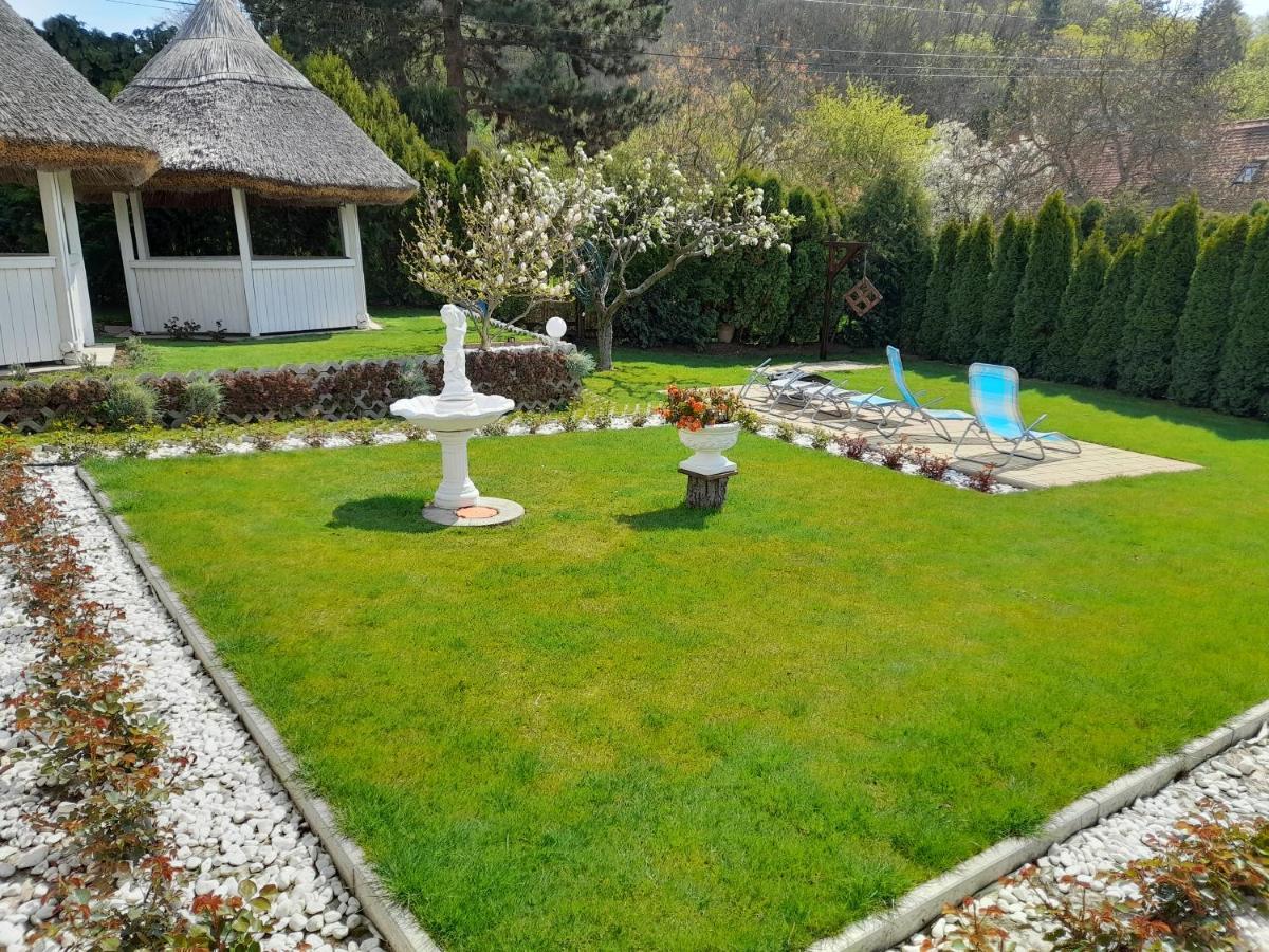 Bed and Breakfast Rozsakert Vendeghaz Szigliget Exteriér fotografie